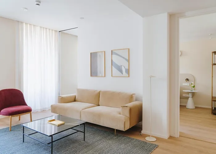 The Passage アパートホテル